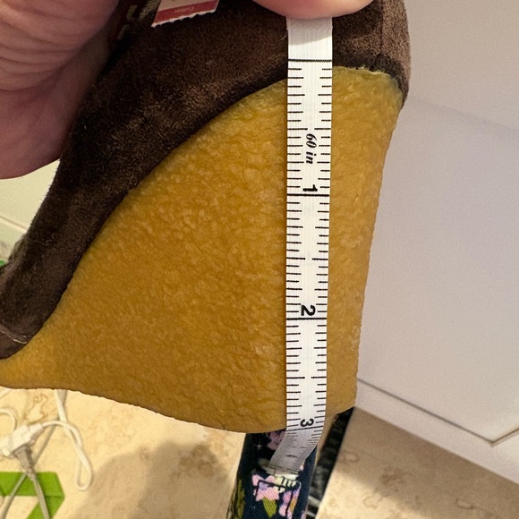 BC Footwear Brown Suede Wedge Moccasin Heels Size 9 - Picture 6 of 6